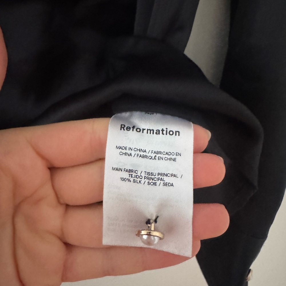 Reformation 100% silk button down (never worn) - Picture 4 of 5